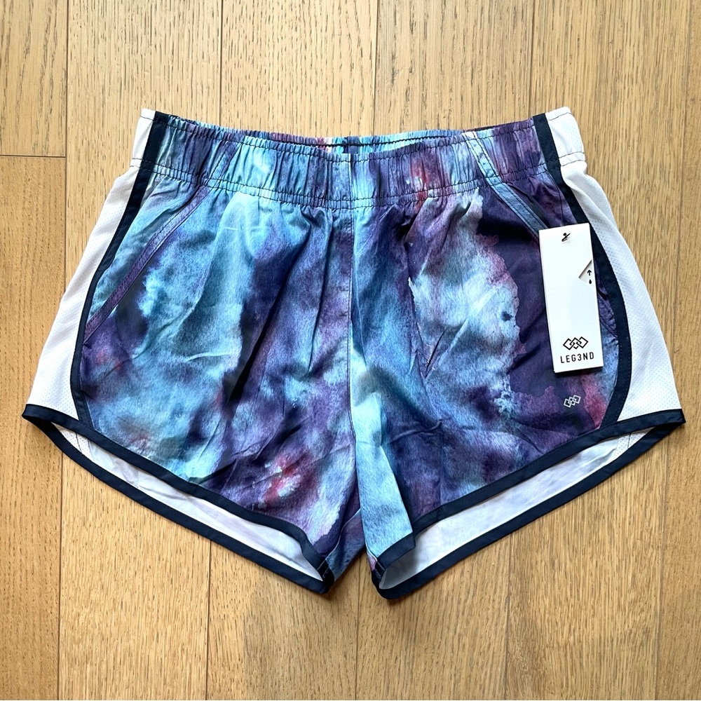 Women’s Printed Tempo Run Short - NWT Size S